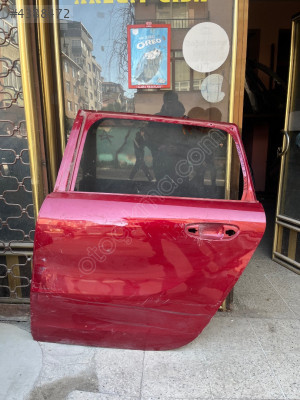 Citroen C4 Picasso Sol Arka Kapı Orijinal (7 Kişilik)