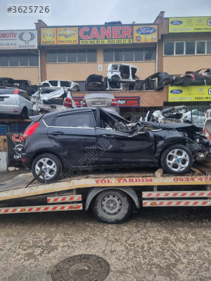 FORD FİESTA ÇIKMA ORJİNAL SAĞ ARKA KAPI