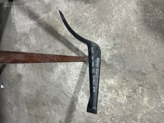 Kia stonic çıkma arka sol kapı dodiği  87733-H8400