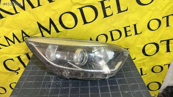 RENAULT CAPTUR SAĞ ÖN FAR