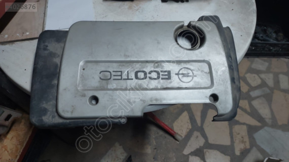 Çıkma Opel Astra Akustik Motor Üst Kapağı