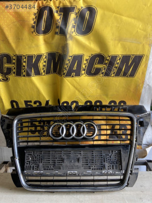 AUDI A3 2001-2003 Model Ön Panjur 8L0853651A Oto Parçası