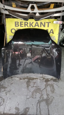 Renault Laguna3 motor kaputu ithal sıfır ürün