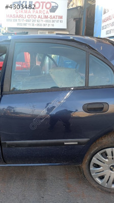 mitsubishi carisma sol arka kapı dolu