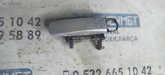 ÇIKMA AUDİ A3 A4 SAĞ ÖN DIŞ KAPI KOLU