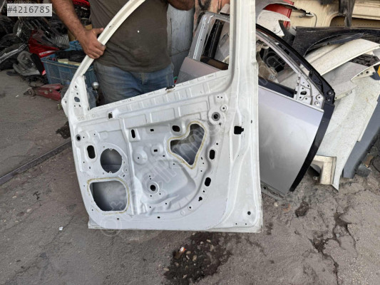 Fulyens sağ ön kapı