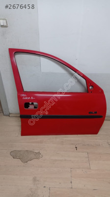 Opel corsa B sag on kapi