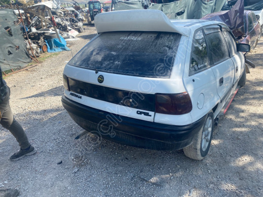 Hejbek.  Astra F kasa.    Arka bagaj kapak