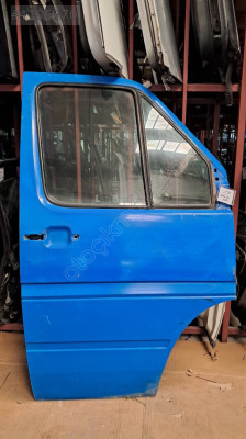 ÖN KAPI - SAĞ - TRANSPORTER T4 ( 701831056 )