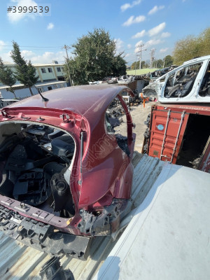 RENAULT CLİO 4 SAĞ ARKA ÇAMURLUK