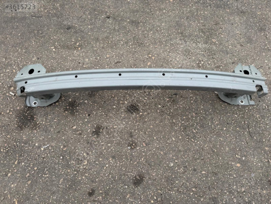 VOLVO XC40 ARKA TAMPON DEMİRİ ORJINAL HATASIZ