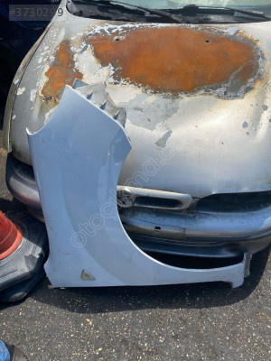 RENAULT KANGOO ÖN SAĞ ÇAMURLUK - MERT OTO PARÇA