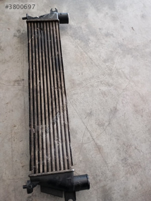 Isuzu D Max Euro 3 intercooler radyatör