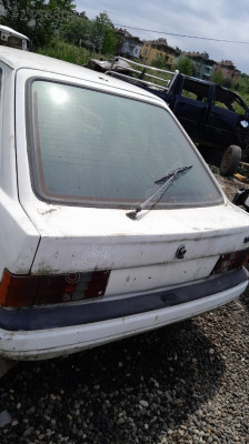 Ford escort bagaj kapağı 87 model çıkma