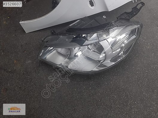 PEUGEOT 301 SAĞ ÖN FAR - MERTLER OTO YEDEK PARÇA STOKLARINDA