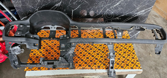 Skoda kodiaq komple torpido boş