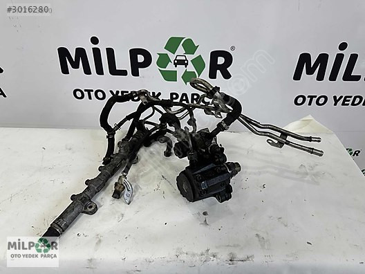 MERCEDES A651 MOTOR E SERİ C SERİ ENJEKTÖR DAĞITICI a6510701595