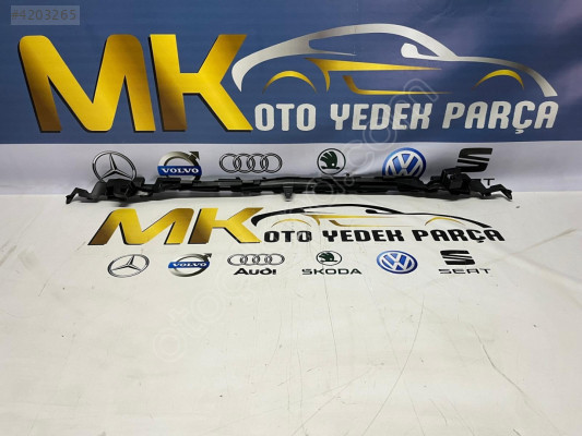 MERCEDES C220-C200-C180 W205 TAMPON BRAKETİ A 205 885 59 02