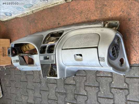 RENAULT LAGUNA 1 KOMPLE GÖĞÜS TORPİDO