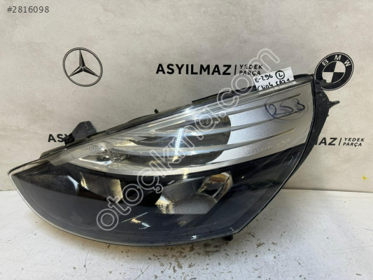 Renault Clio 4 Modeli İçin Sol Ön Far Parçası