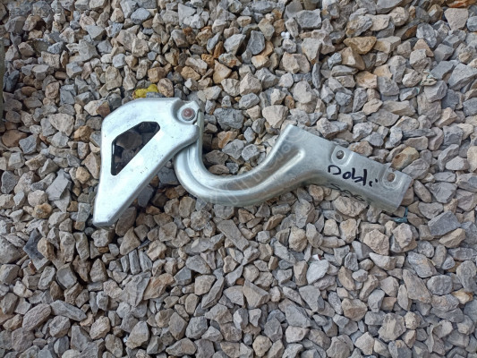 Fiat Doblo sağ motor kaput menteşesi