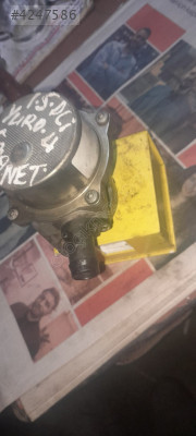 Renault Kangoo 1.5 dCi fren vakum pompası