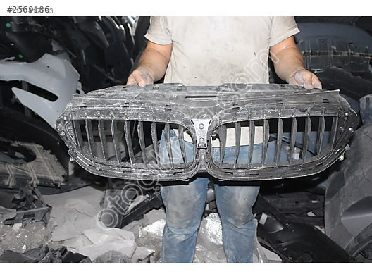 BMW G30 ORJİNAL ÖN PANJUR 1126422XX