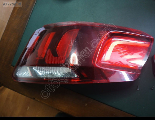 Peugeot 301 Arka sağ sol stop