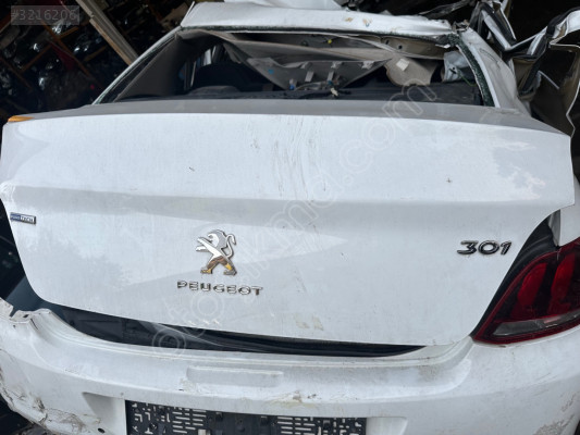 Peugeot 301 arka bagaj kapağı