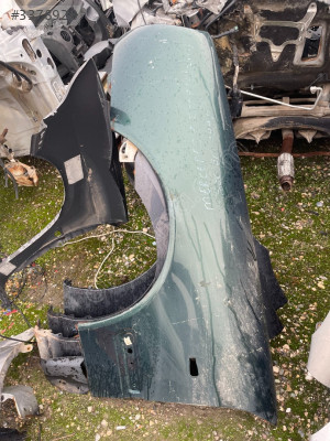MERCEDES E200 SOL ÖN ÇAMURLUK ÇIKMA ORJİNAL
