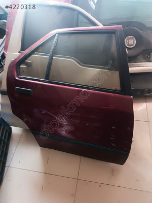 Renault 19 Europa sağ arka kapı