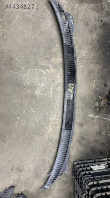 Proton cam önü ızgarası