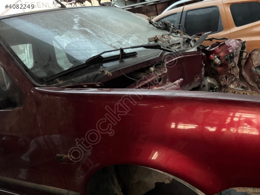 RENAULT 19 EUROPA SEDAN SAĞ ÖN ÇAMURLUK
