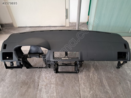 Skoda Fabia göğüs torpido