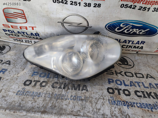Fiat Doblo 3 sağ far