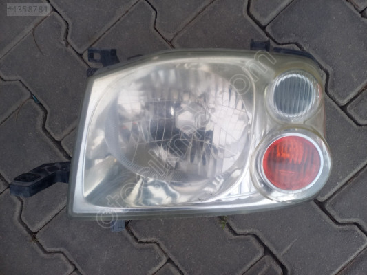 Nissan  SKYSTAR  Sol Ön Far