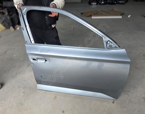 2015/2022 SKODA SÜPERB GRİ SAĞ ÖN KAPI ORJINAL