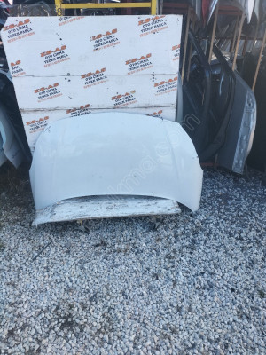 Corsa e çıkma motor kaputu 2014-2018