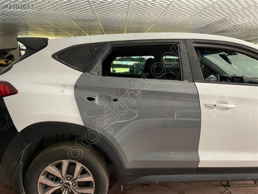 2016-2020 Hyundai Tucson Sağ Arka Kapı