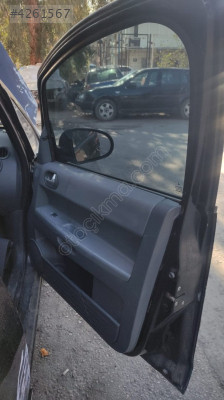 MİTSUBİSHİ COLT SAĞ ÖN KAPI DÖŞEMESİ