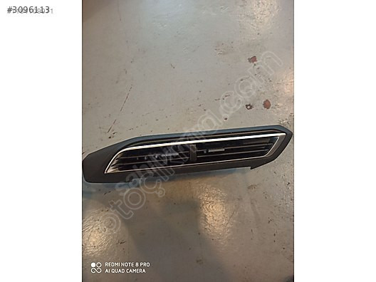 Peugeot 3008 havalandırma muzuru 9817075577
