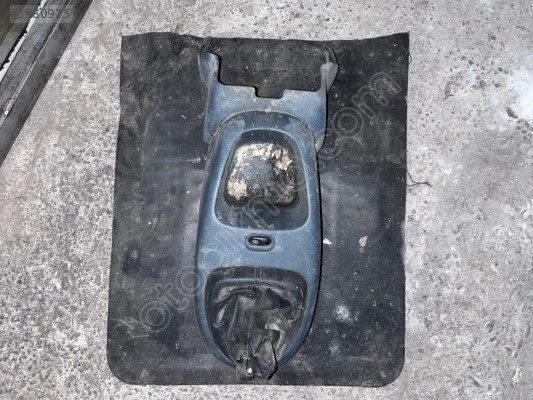 RENAULT KANGOO ORTA KONSOL