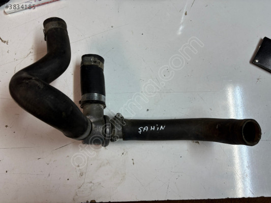 TOFAŞ ŞAHİN RADYATÖR HORTUM TERMOSTAT YUVASI KOMPLE BOŞ