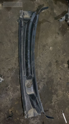 DACİA SPRİNG ÖN CAM IZGARASI