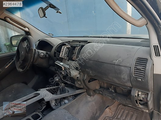 Nissan Navara Ön Göğüs Torpido Orjinal Sökme 2006-2012