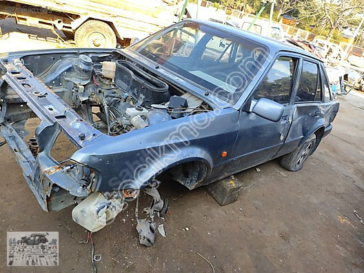 Ford Escort parça olarak satılık hurda belgeli