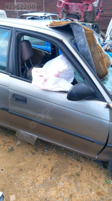 OPEL ASTRA F SAĞ ÖN KAPI.OTO ERKAN ÜNYE