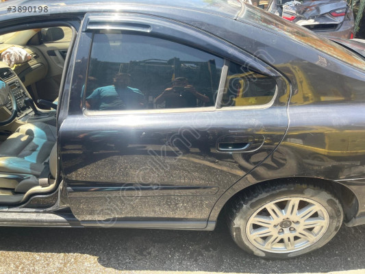 VOLVO S60 T5 KAPI SOL ARKA
