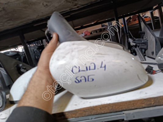 RENAULT CLİO 4 SAĞ AYNA KONUK OTO