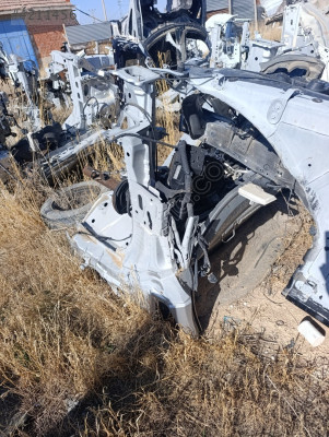 Ford C-Max sağ sol ön podya şase